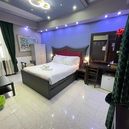 Pensjonat Gold House *